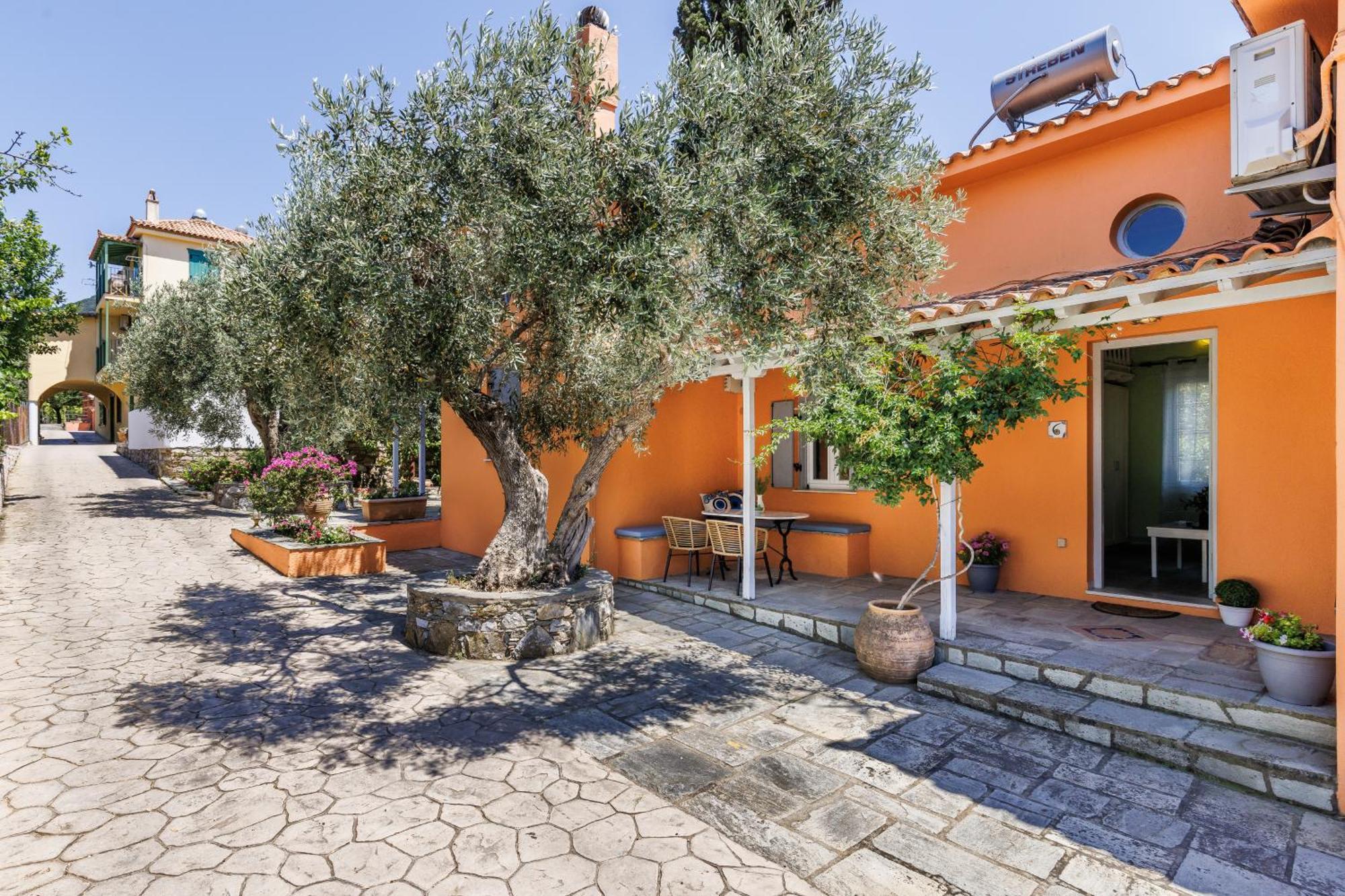 Aretousa Studios & Apartments Skopelos Extérieur photo